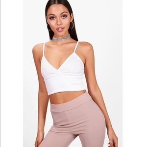 BOOHOO | Scuba Plunge Cross Bralet